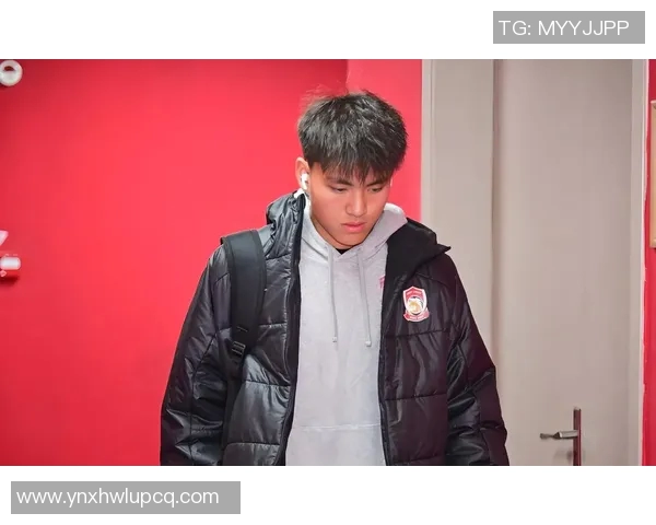 李昊在U23亚洲杯中展现神扑技艺助中国队晋级引发热议 李昊在U23亚洲杯中展现神扑技艺助中国队晋级引发热议