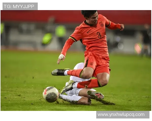 U23亚洲杯精彩瞬间拜合拉木展现出色球技助力球队争夺荣誉
