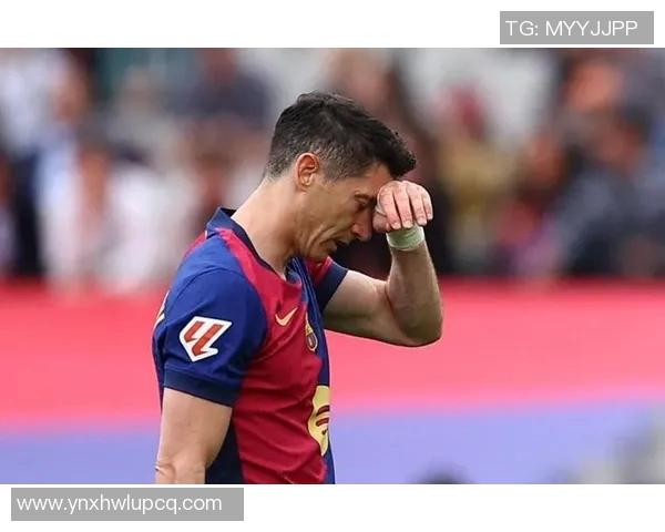 巴塞罗那中场核心布斯克茨受伤,将缺席接下来数场关键比赛 巴塞罗那中场核心布斯克茨受伤,将缺席接下来数场关键比赛